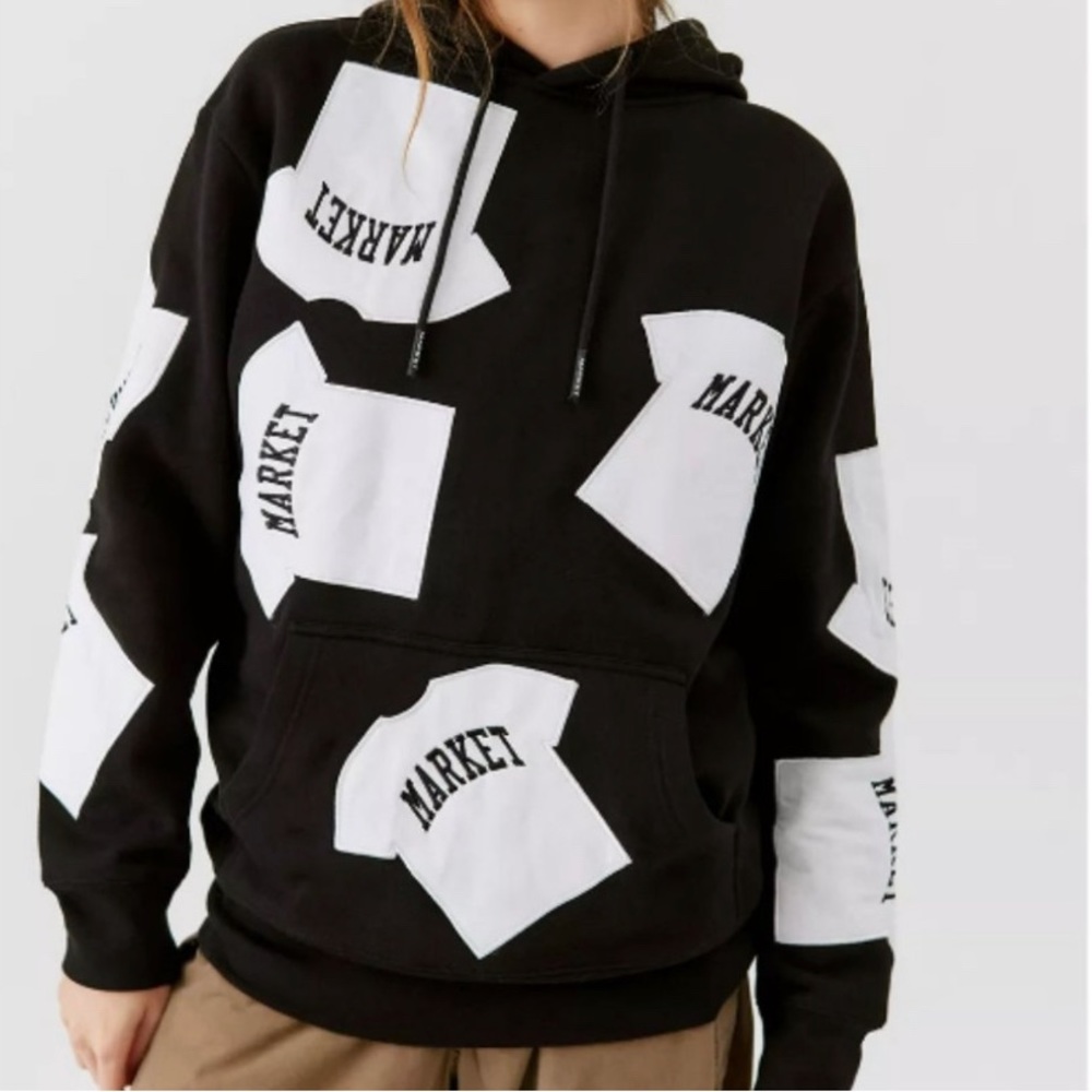 Market T-shirt Patch Black White Hoodie Size Large